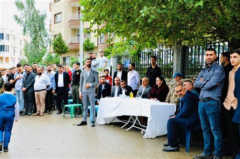 Kaymakam Belediye Ba Kan V Nazl Demir Co Kun Ailesinin D N Ne Kat Ld