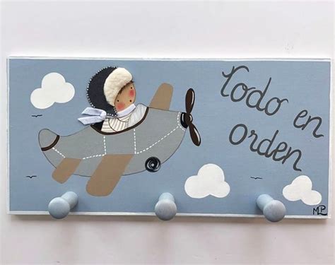 Perchero De Pared Infantil Madera Personalizado Con Nombre Blaucasa