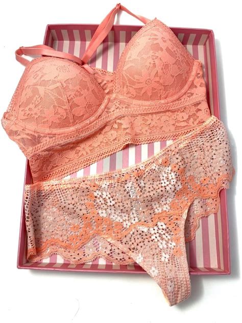 Conjunto Victorias Secret Renda Calcinha E Suti Coral P