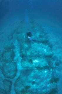 LA MISTERIOSA ESTRUCTURA DE BIMINI