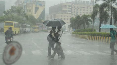 Heavy Rains Lash Mumbai Water Logging In Many Parts