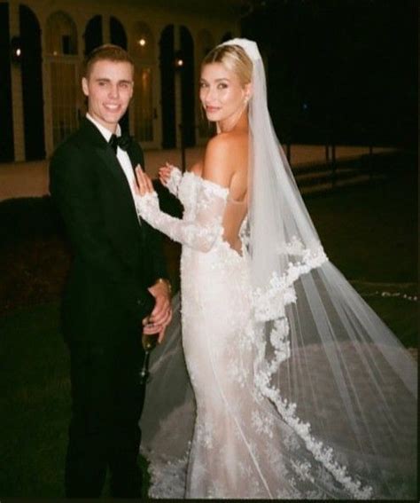 Hailey Baldwin and justin Bieber | Famous wedding dresses, Dream ...