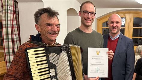 Martin Vodermayer F R Sein Wirken In Der Albertaicher Kirchenmusik Geehrt