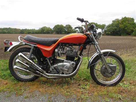 Triumph X Hurricane Kaufen Classic Trader