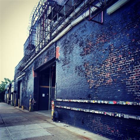 Brooklyn Brooklyn Alley Louvre Road Structures Building Landmarks