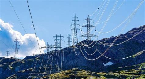 MILIONI GRAĐANA NA BALKANU OSTALI BEZ STRUJE Električnu energiju