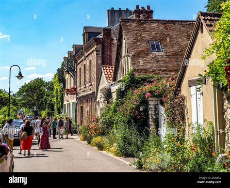 Village of Giverny, France Stock Photo - Alamy