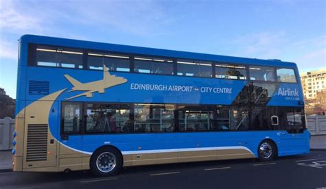 Edinburgh Airport: how to reach the city centre by Airlink 100 bus