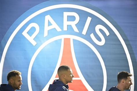 Fair play financier le PSG épargné pour l instant UEFA