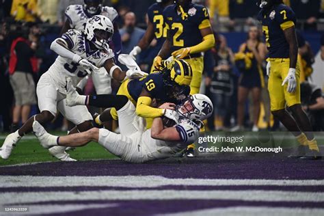 Tcu Max Duggan In Action Scores A Touchdown Vs Michigan At State