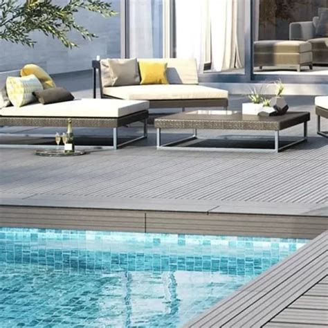 How To Choose The Best Non Slip Composite Decking Unifloor