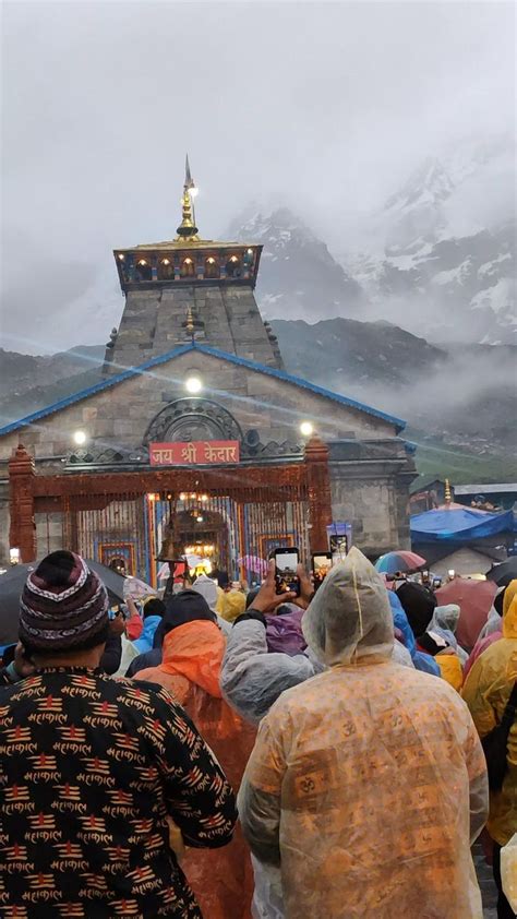 Kedarnath [Video] | Quick travel, Travel pose, Best love pics