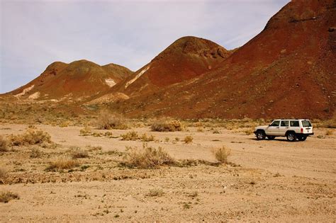 Mojave Desert Diary...: Mojave Desert photographs: Exploring The Old ...