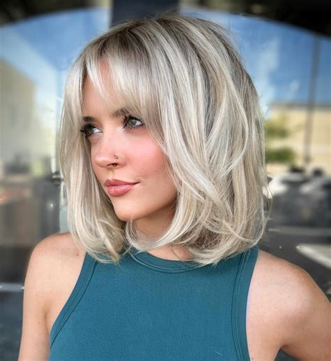 Why blonde hairstyles medium looks are surprisingly easy to keep 22