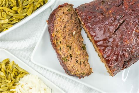 Enjoy This Easy Copycat Cracker Barrel Meatloaf Recipe