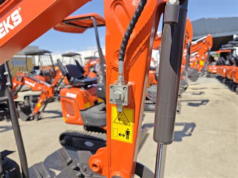 M Se Miniexcavadora Compacta T Motor Kubota De Cilindros