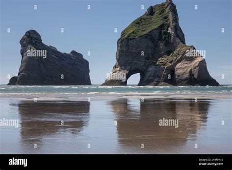 Archway Islands At Wharariki Beach New Zealand South Island S Most