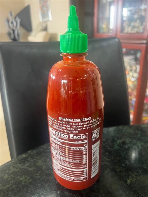 Sriracha Chili Sauce 28oz 793g Large Size Rooster Food And Drinks