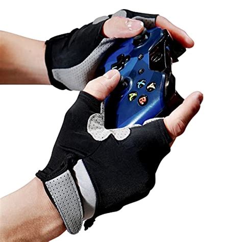 These Are The Best Gaming Gloves Spicer Castle