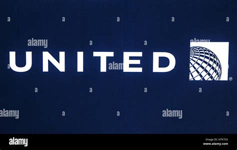 United Airlines Logo Image