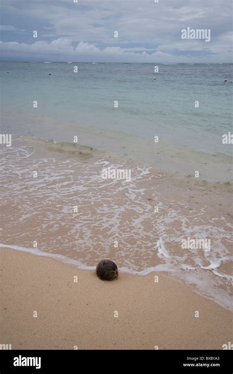 Ocean and beach in Bali Stock Photo - Alamy