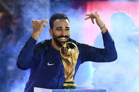 Football Euro Le Champion Du Monde Adil Rami Offre Aux Champions De