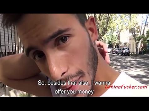 Chicos Latinos Quedan Atrapados En La Web De Dinero Gay XNXX
