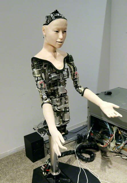 大阪大学大学院教授石黒浩さんに聞くロボットと共生する未来社会