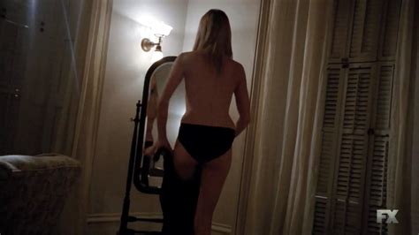 Naked Riley Voelkel In American Horror Story