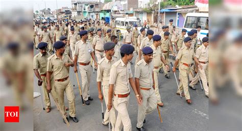 Police Job Aspirants Want Upper Age Limit Raised To 40 Ranchi News