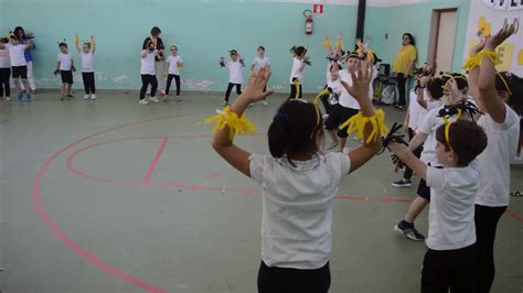 LE API Coreografia Bambini Classe Seconda Laboratorio Musicale YouTube