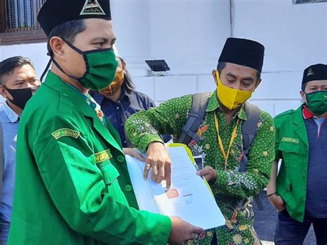 Ansor Surabaya Laporkan Akun Penghina NU Ke Polisi Tagar