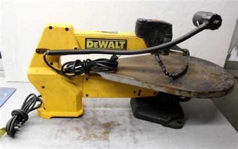 Dewalt Dw788 20 Variable Speed Scroll Saw Ebay