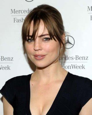 Melissa George Exposing Her Nice Big Boobs In Nude Movie Scenes Porn Pictures XXX Photos Sex