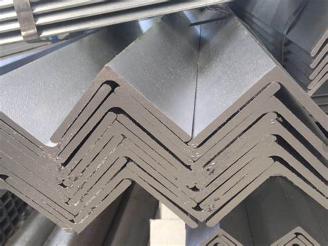 China Hot Dip Galvanized Slotted Steel Angle Bar Manufacture And Factory Rainbow