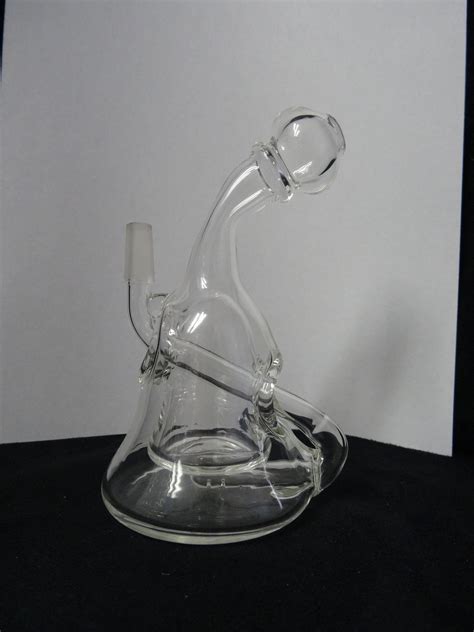 Glass Bubblers: A Perfect Fusion Of Water And Dry Pipes