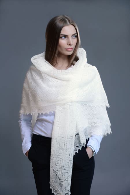 Оренбургская пуховая паутинка А140 экрю купить в интернет-магазине Ай ...