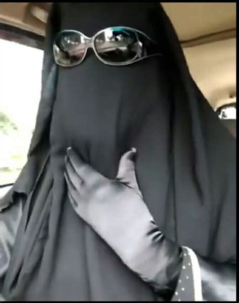 Pin By Nasreenraj On Fan Of Her Niqab Styles Niqab Beautiful Muslim