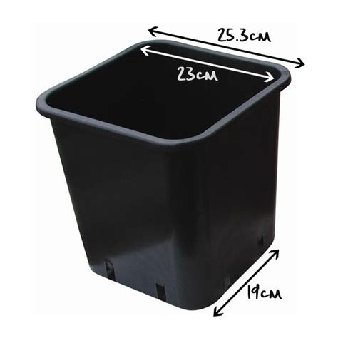 Pot carré noir plastique 23 x 23 x 26 11L