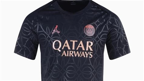 Photos Le Maillot Dentraînement Du Psg Pour La Saison 202425 A