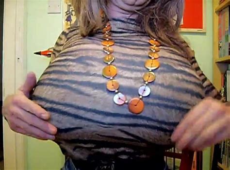 Tinatitz Playing With Her Boobies Shemale Porn XHamster