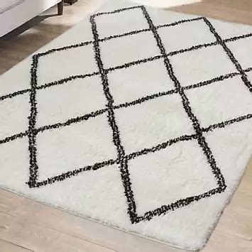 The Homemaker Rugs Collection Snug Shaggy Diamond Rug Freemans