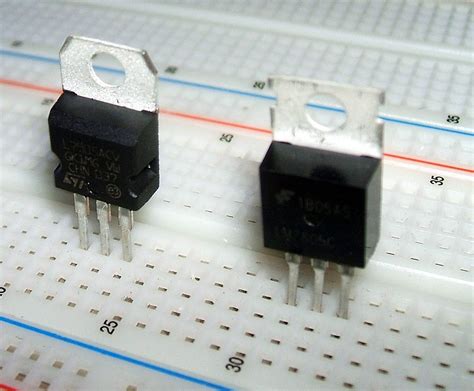 EE6303 Linear Integrated Circuits and Applications Notes