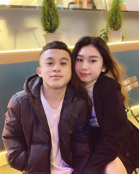 Diễn viên Xuân Tiến khoe bạn gái mới xinh như hot girl cao hơn cả cái đầu