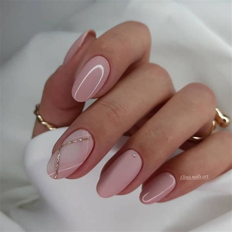 Simple But Special Nail Art Examples For Beautiful Ladies Gel Nails