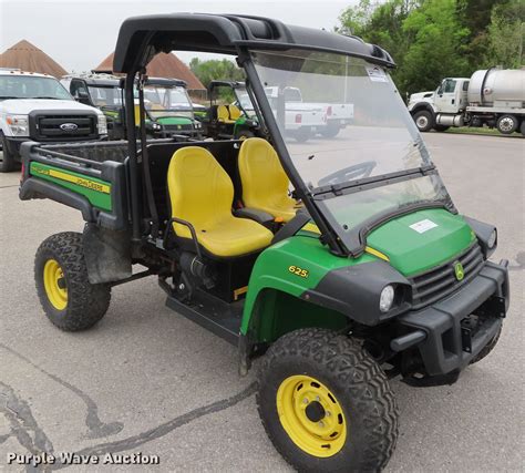 2011 John Deere 625i Gator Utility Vehicle In Olathe Ks Item De3431 Sold Purple Wave