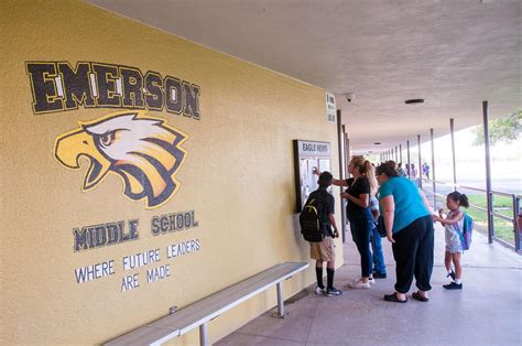 PHOTO GALLERY: First day of school for middle school students | Photo ...