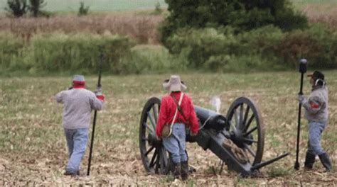 Confederate Cannon GIF - Confederate Cannon Boom - Discover & Share GIFs