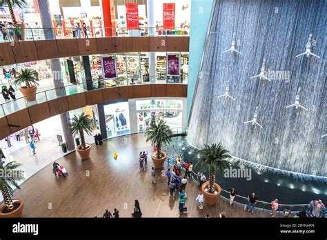 Waterfall In Dubai Mall Worlds Largest Shopping Mall Stock Photo Alamy