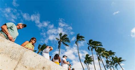 Oahu: Circle Island Tour with Lunch & Waimea Waterfall | GetYourGuide